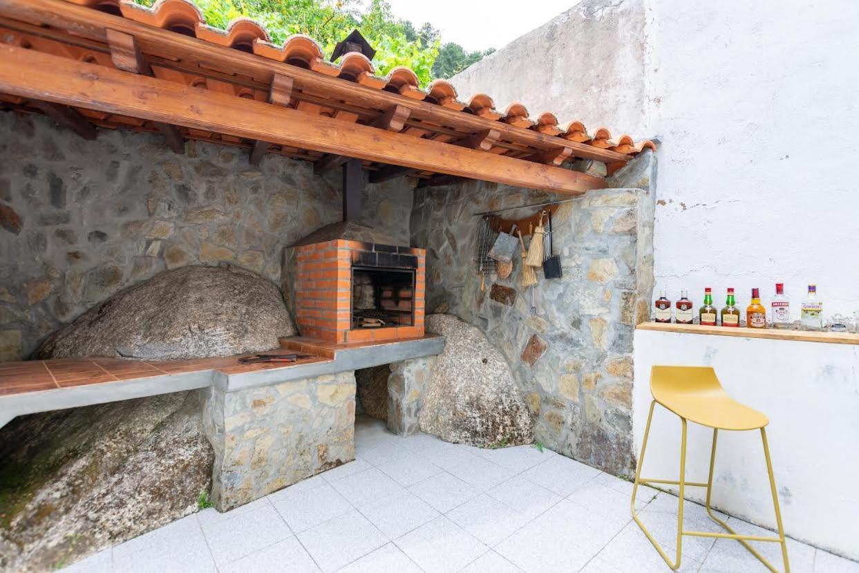 A Casa Da Rapariga De Cabelo Azul Lejlighed Manteigas Eksteriør billede