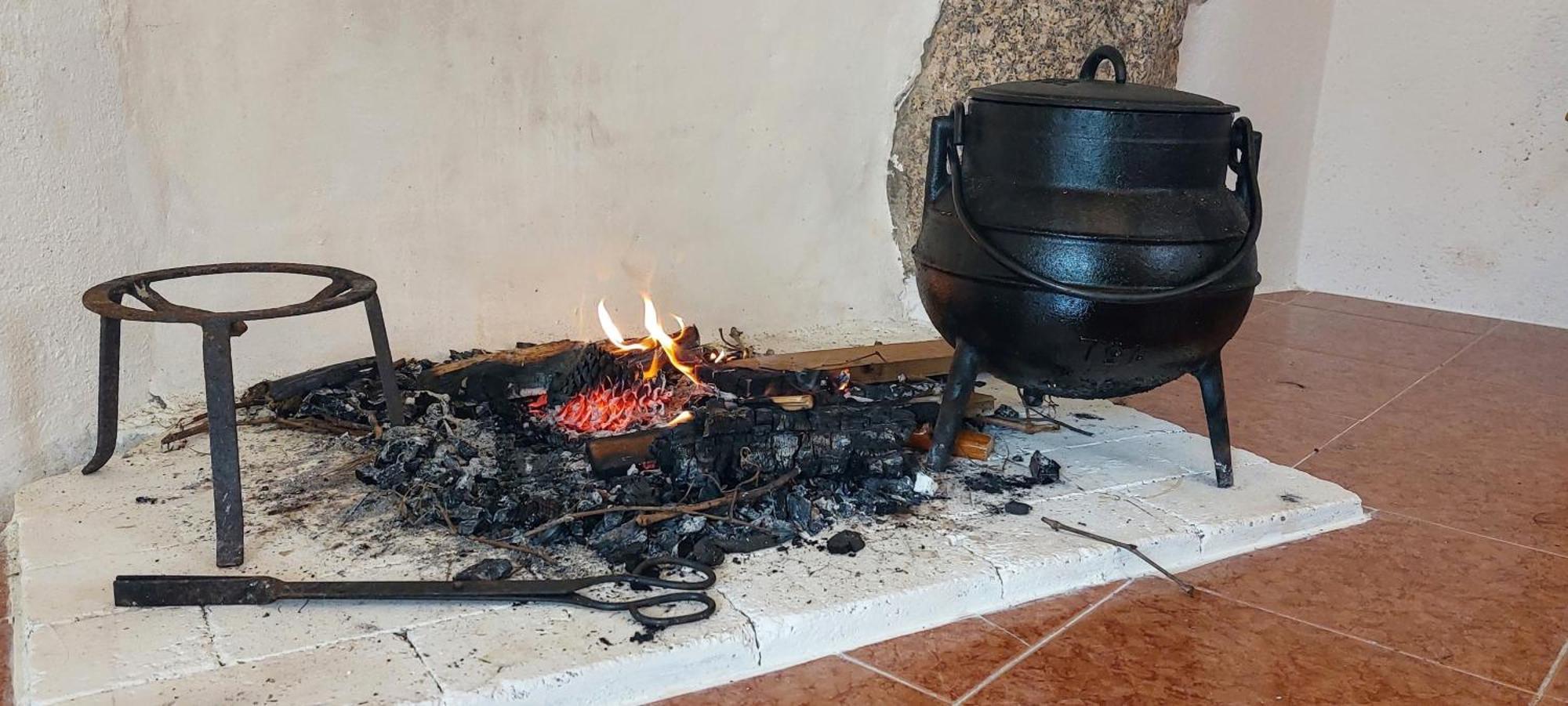 A Casa Da Rapariga De Cabelo Azul Lejlighed Manteigas Eksteriør billede