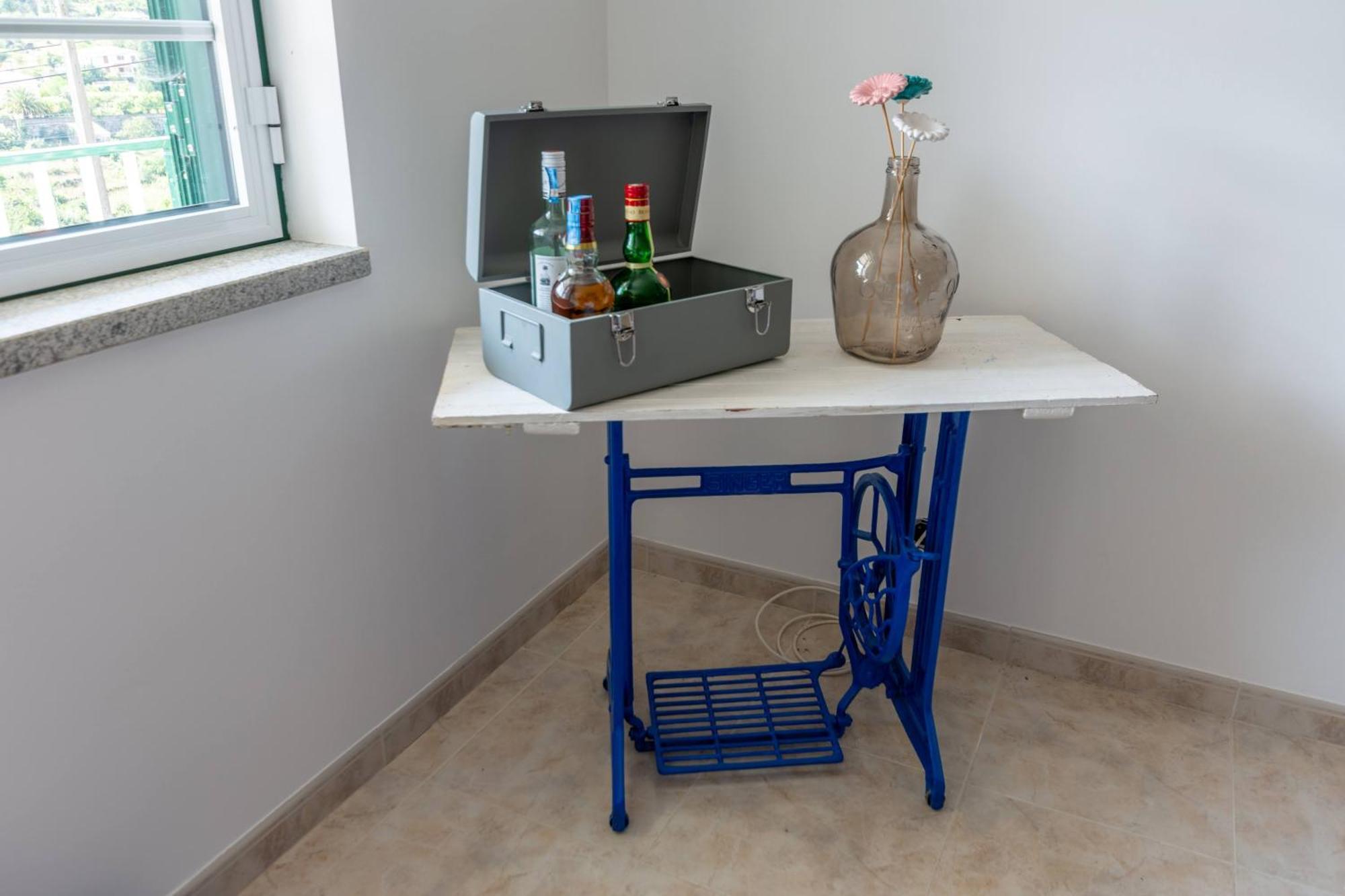 A Casa Da Rapariga De Cabelo Azul Lejlighed Manteigas Eksteriør billede